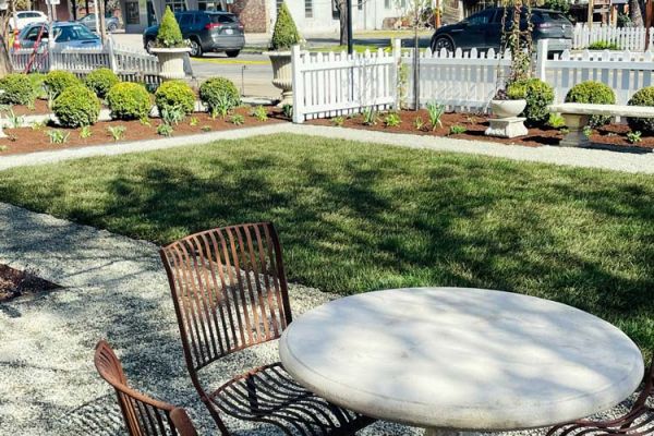 deer resistant cottage garden landscaping